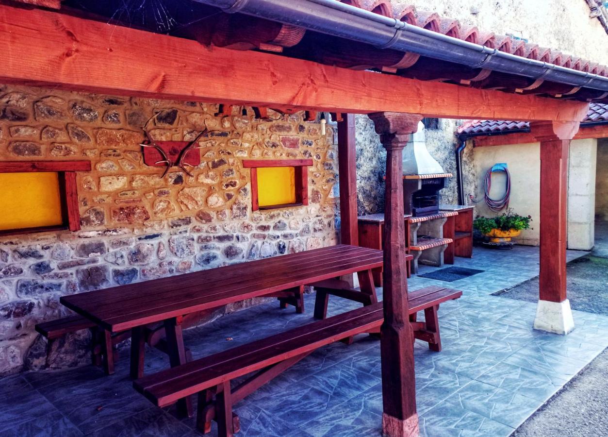 Casa Rural Buron Посада-де-Вальдеон Екстер'єр фото