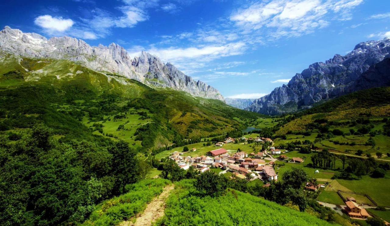Casa Rural Buron Посада-де-Вальдеон Екстер'єр фото
